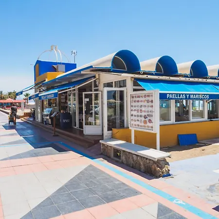 Cubo's Sea View & Fun Eurosol Daire