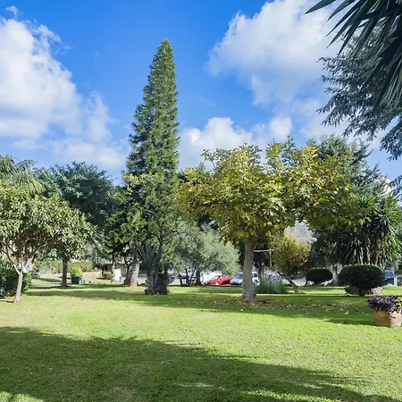 Cubo's Sea View & Fun Eurosol Daire