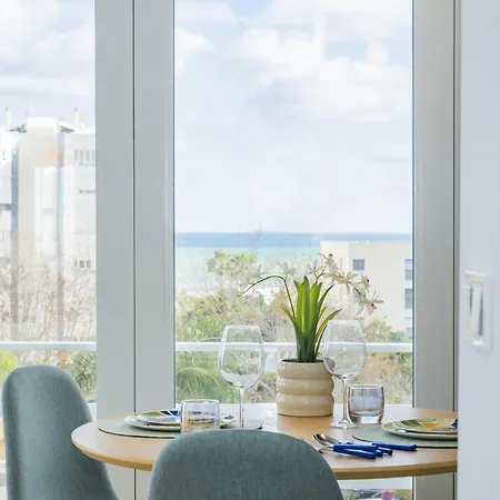 Cubo's Sea View & Fun Eurosol Daire Torremolinos