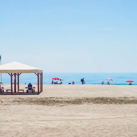 Cubo's Sea View & Fun Eurosol Daire