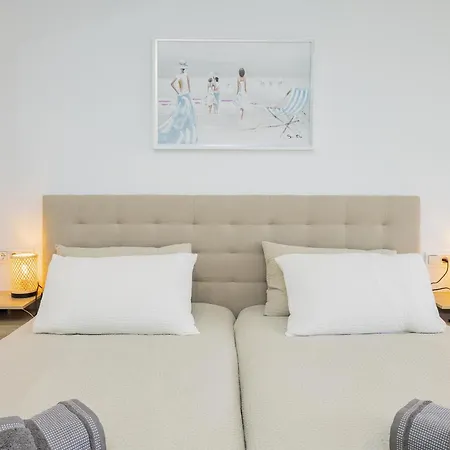 Cubo's Sea View & Fun Eurosol 公寓 托雷莫利诺斯