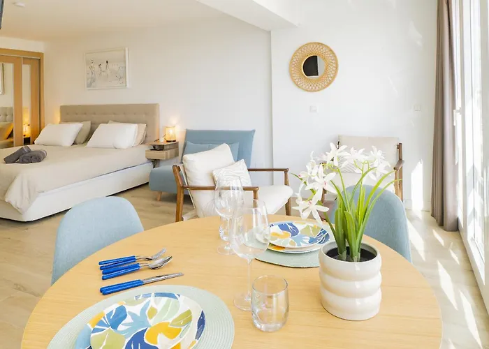 Cubo's Sea View & Fun Eurosol Appartement *